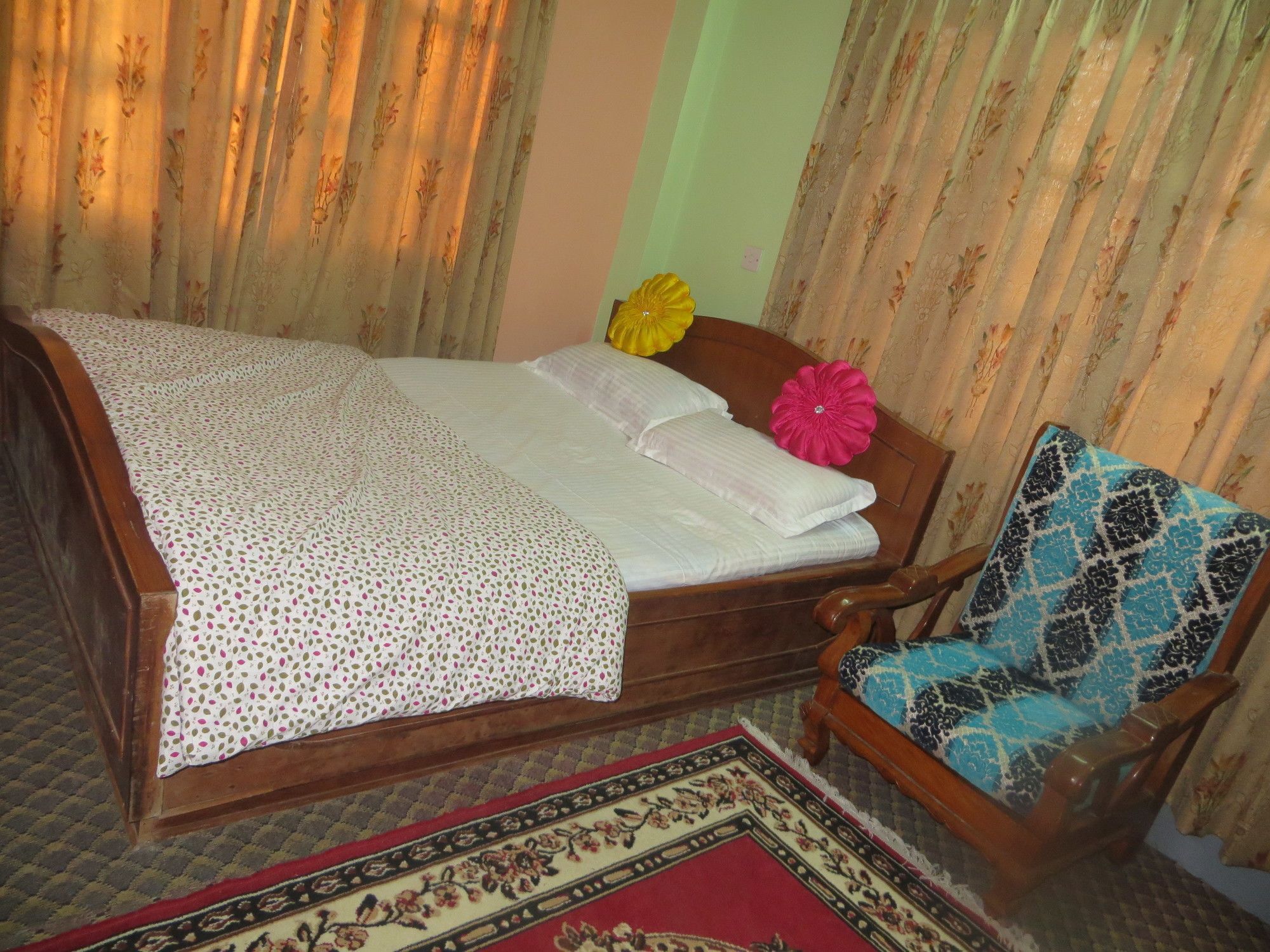 קטמנדו Manamaiju Homestay And Hotel מראה חיצוני תמונה